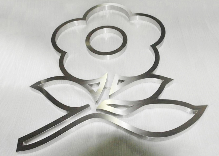 Fashion flower-shaped brushed stainless steel sign