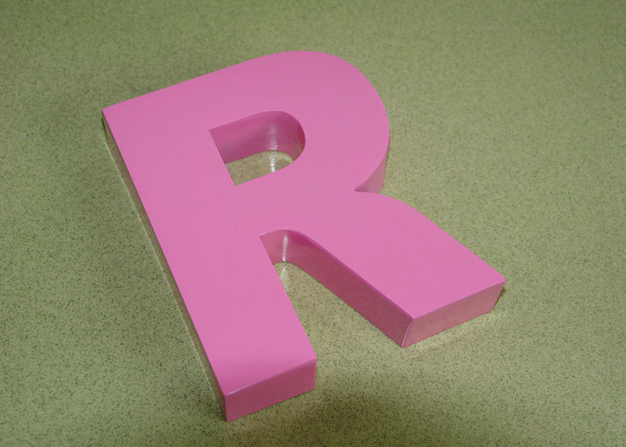 The design of plane hollow signs differs from rounds and hollows