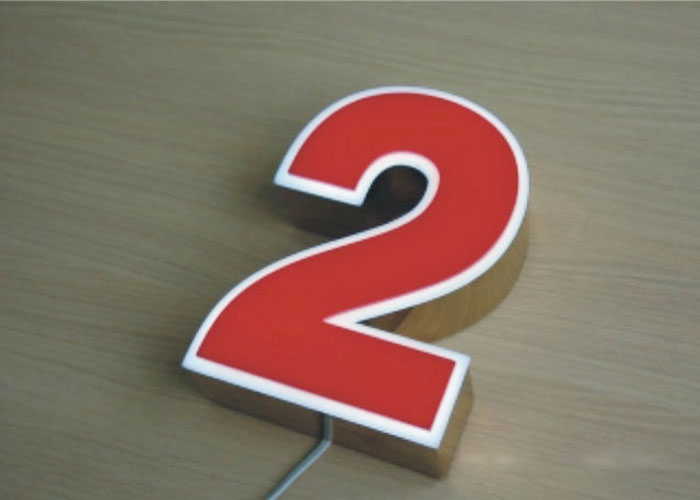3D red frameless letter logo